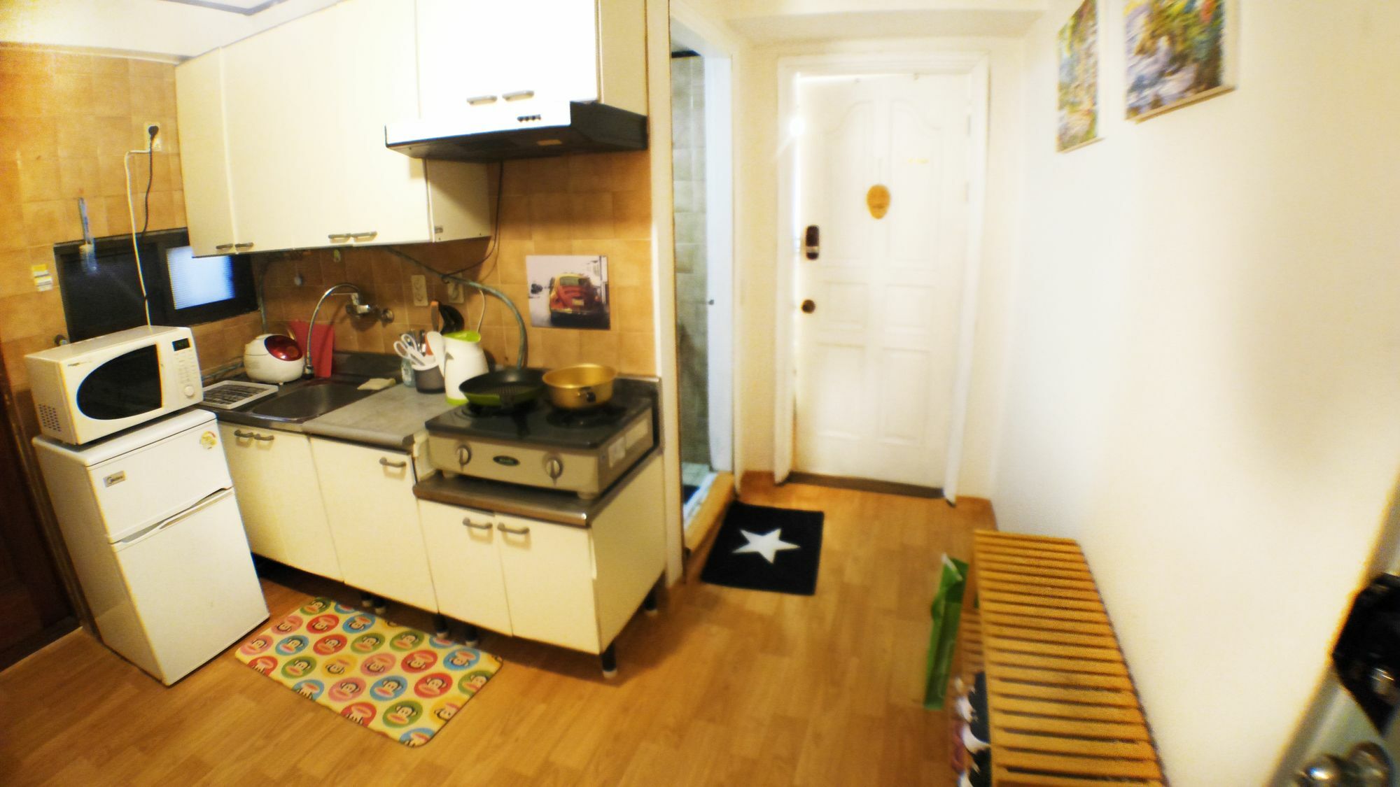 Отель Hongdae Deborah House 1 Сеул Экстерьер фото