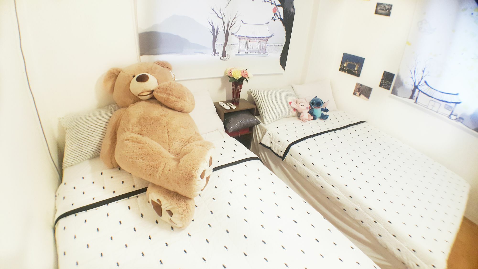 Отель Hongdae Deborah House 1 Сеул Экстерьер фото